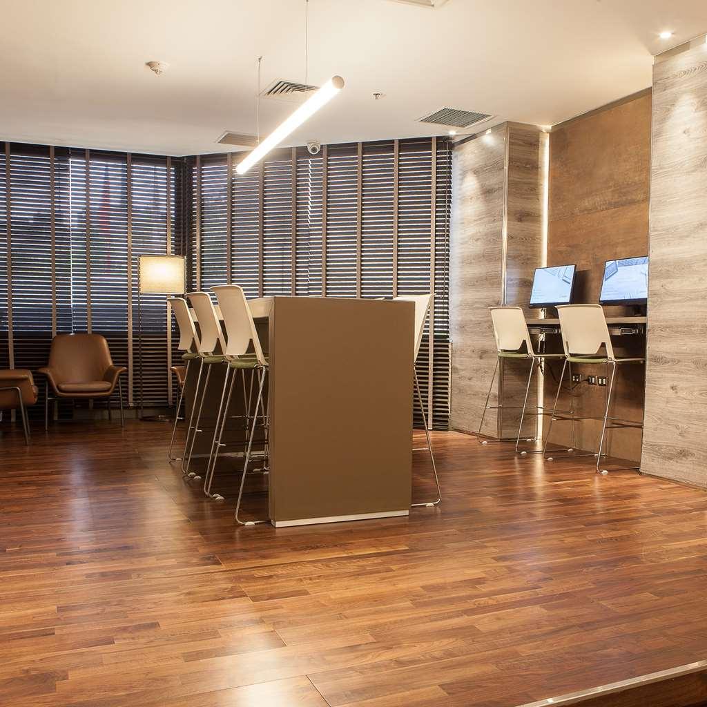 Hotel Plaza Santiago Instalações foto